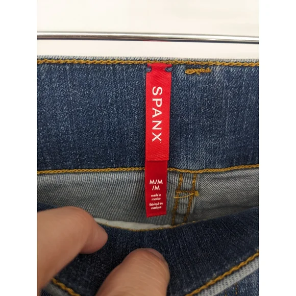 Spanx Jeans Womens Medium Blue Seamed Front Wide Leg Denim Stretch Pants Comfort - Picture 7 of 12
